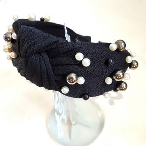 Black knotted Faux pearls hairband